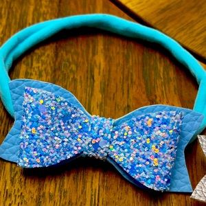 Headband bows